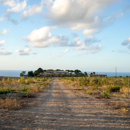 Hotel Masseria Del Piano 3*