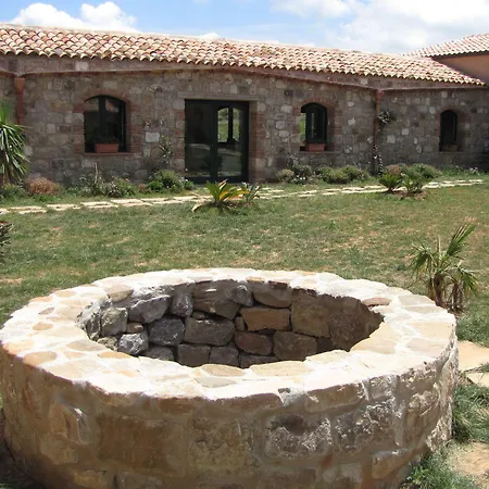 Masseria Del Piano 3* 체팔루