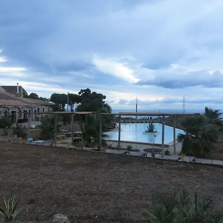 Masseria Del Piano Hotel Cefalù
